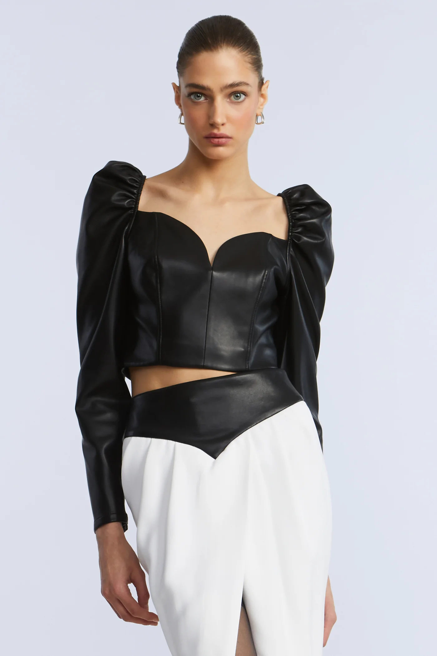 Puff Sleeve Leather Top - Builderot