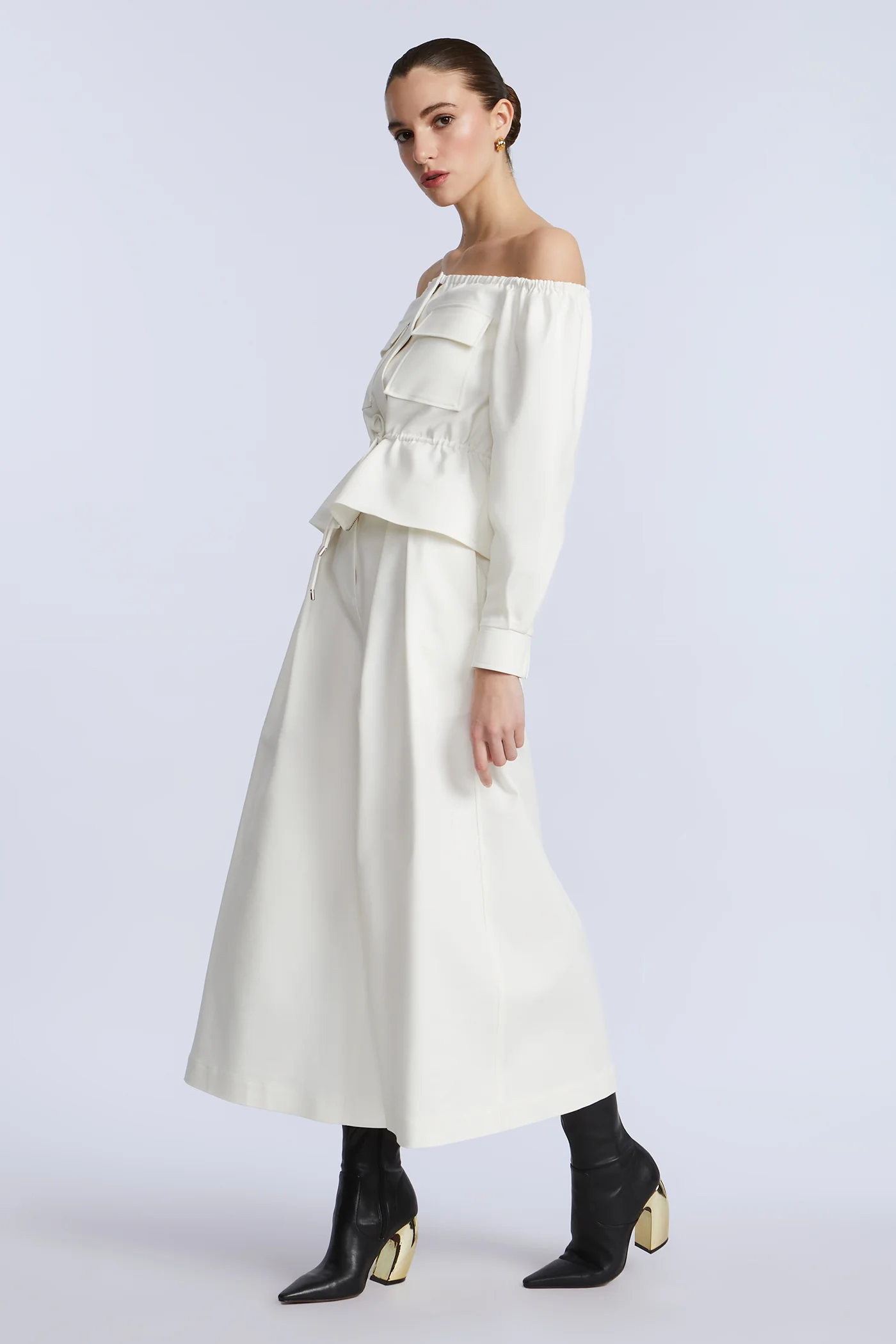 Pleated Front Crop Pant - Builderot