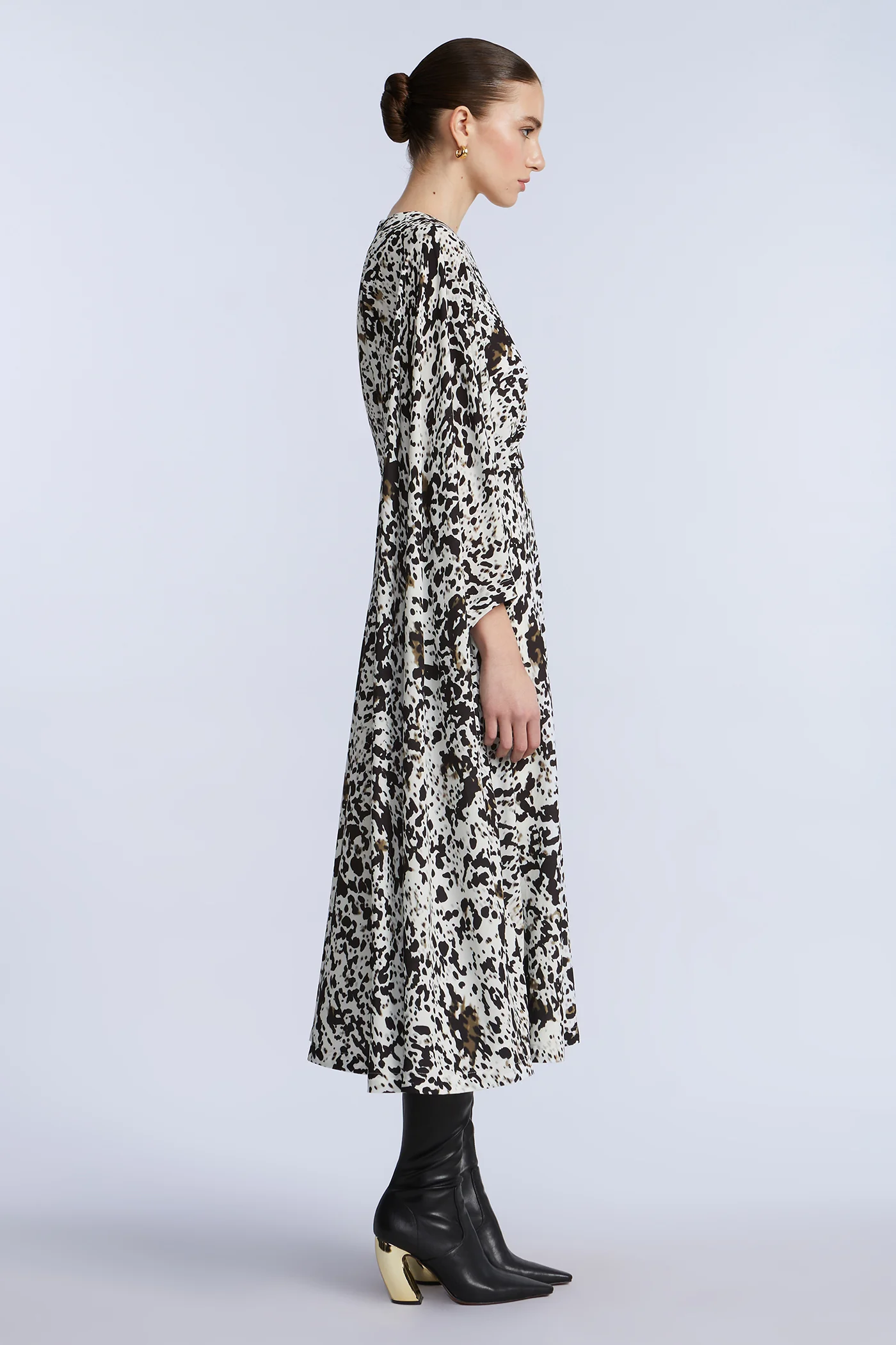 One Sleeve Midi Dress - Builderot