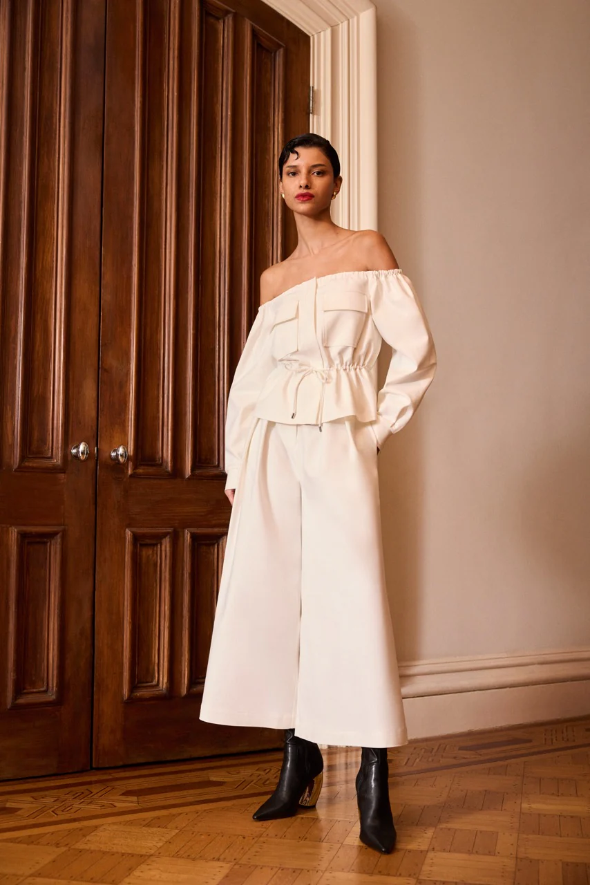 Pleated Front Crop Pant - Builderot